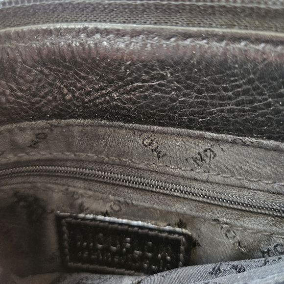 Mouflon Black Leather Crossbody Bag - Picture 9 of 11